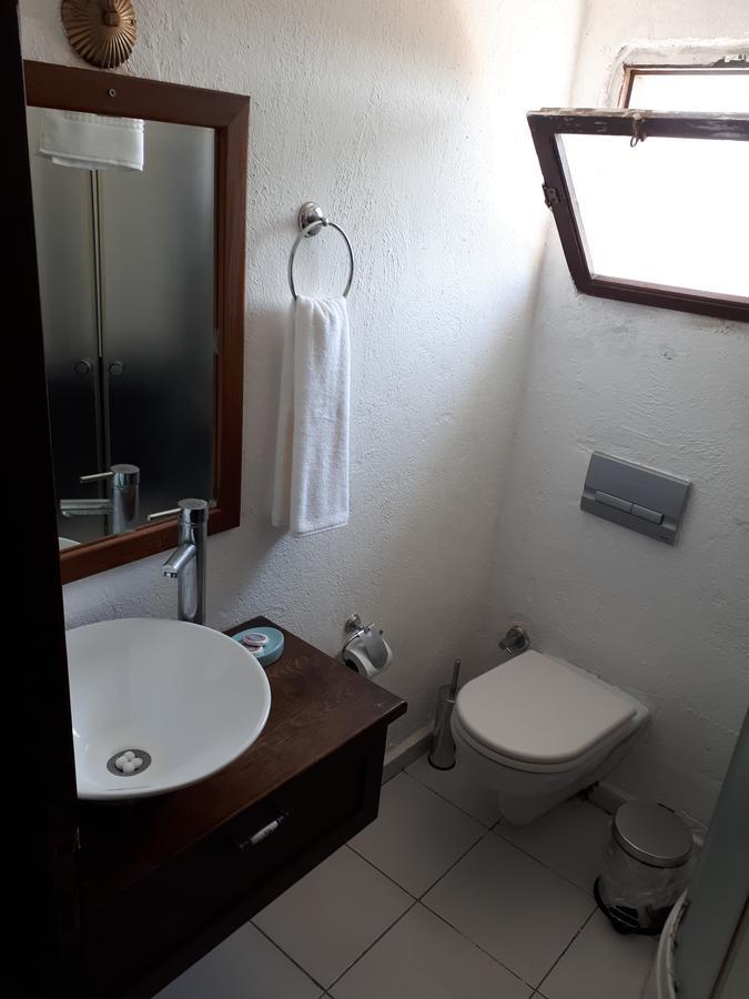 Bozcaada Boutique Bed & Breakfast Exterior photo